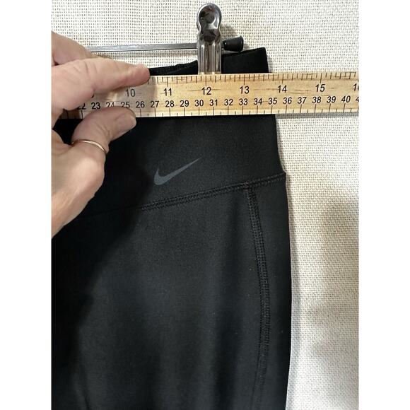 Nike Running Leggings Dri Fit Womens Medium Cropped Capri 19” Inseam Black - Picture 5 of 10